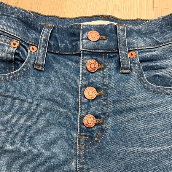 Madewell High Rise Denim Boyshorts Button Through Front Jean Shorts Blue Size 24 - Picture 5 of 16